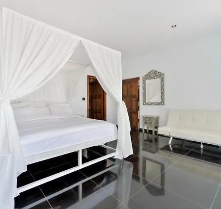 Casablanca Ibiza Cala Llenya (Ibiza)